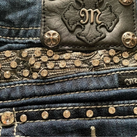 ✅HOST Pick✅ Miss Me Embellished Jeans, 29 - Picture 9 of 14